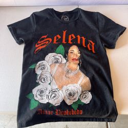 Selena “Amor Prohibido”