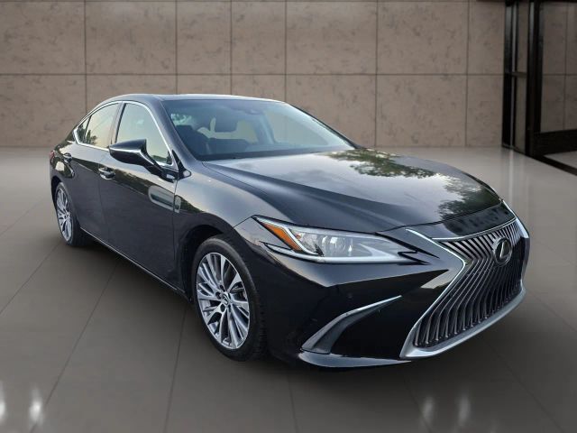 2020 Lexus ES