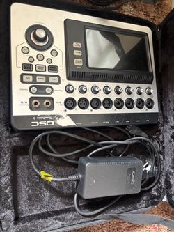 QSC TouchMix-8