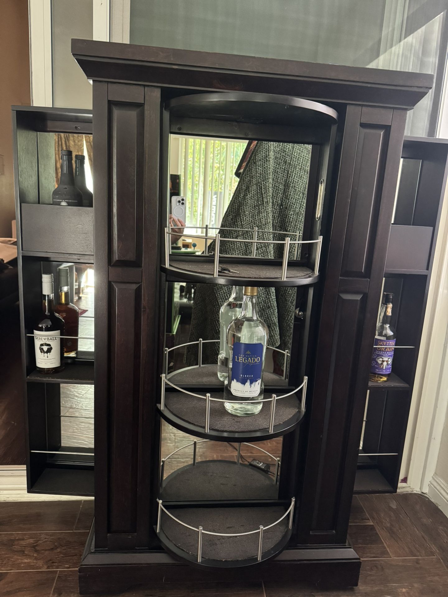 Lockable Standing Bar Cabinet