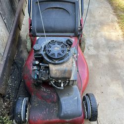 Lawnmower 