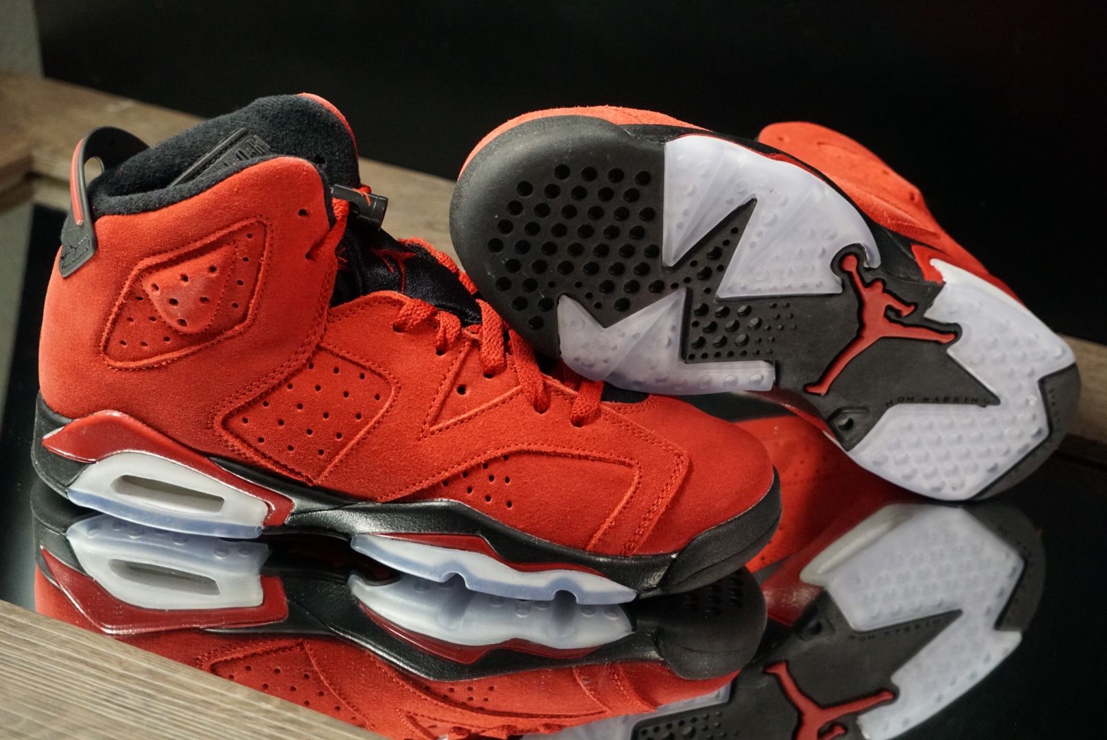 Jordan 6, Toro Bravo