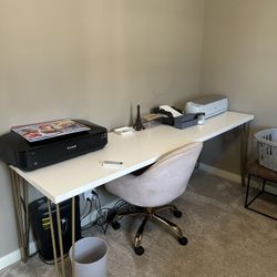White Desk