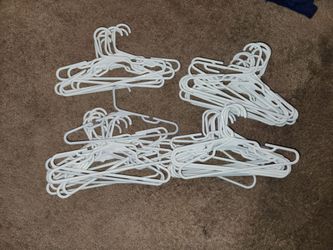 47 children's hangers