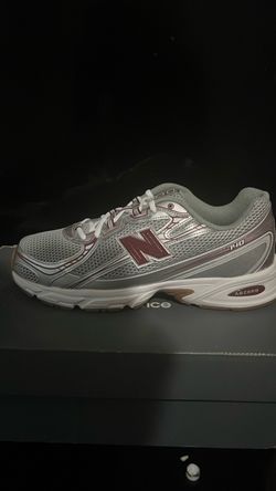 New Balance 740 Running Sneaker