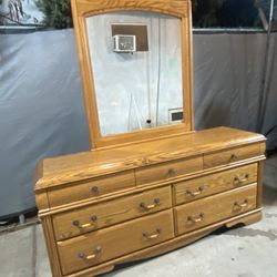 Dresser With mirror