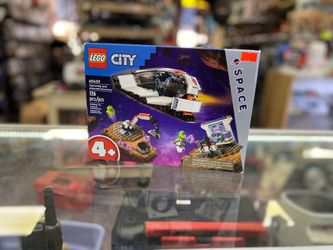 LEGO City Spaceship and Asteroid Discovery