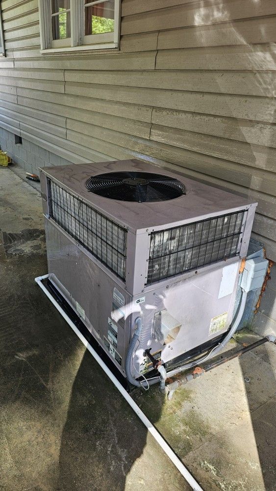 Carrie Gas Pack A/C Unit 
