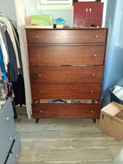 5 drawer dresser MCM