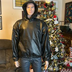 EPTM Black Pullover Coat Hoodie Size Small New