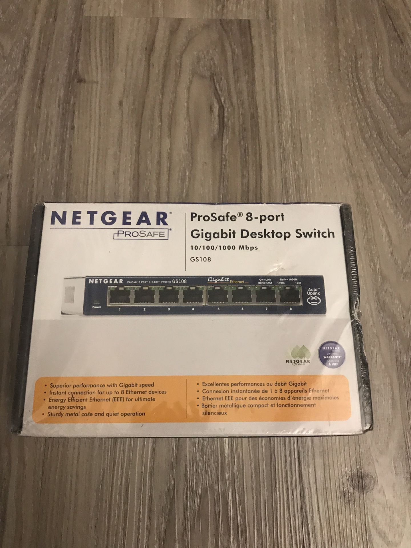 NEATGEAR 8 port switch