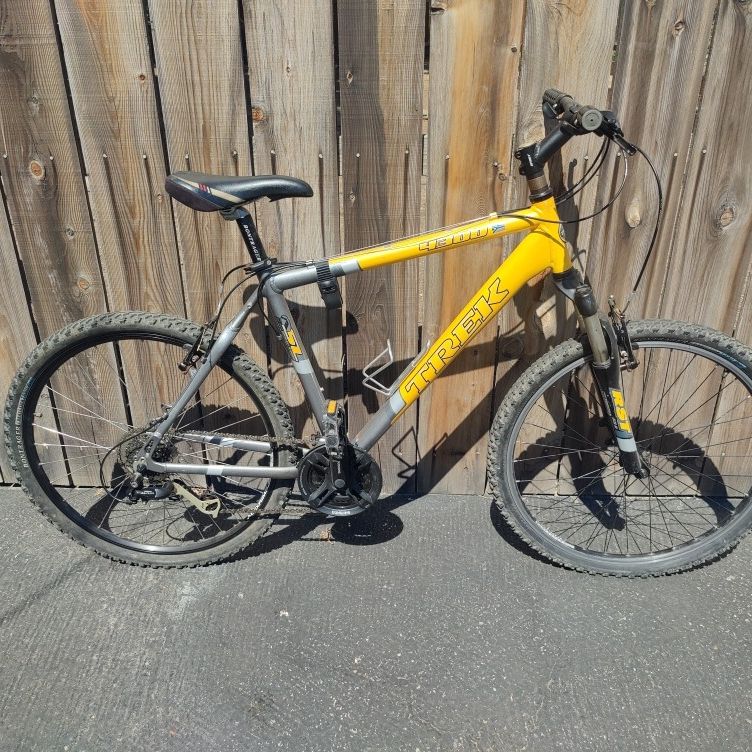 Trek 4300 18