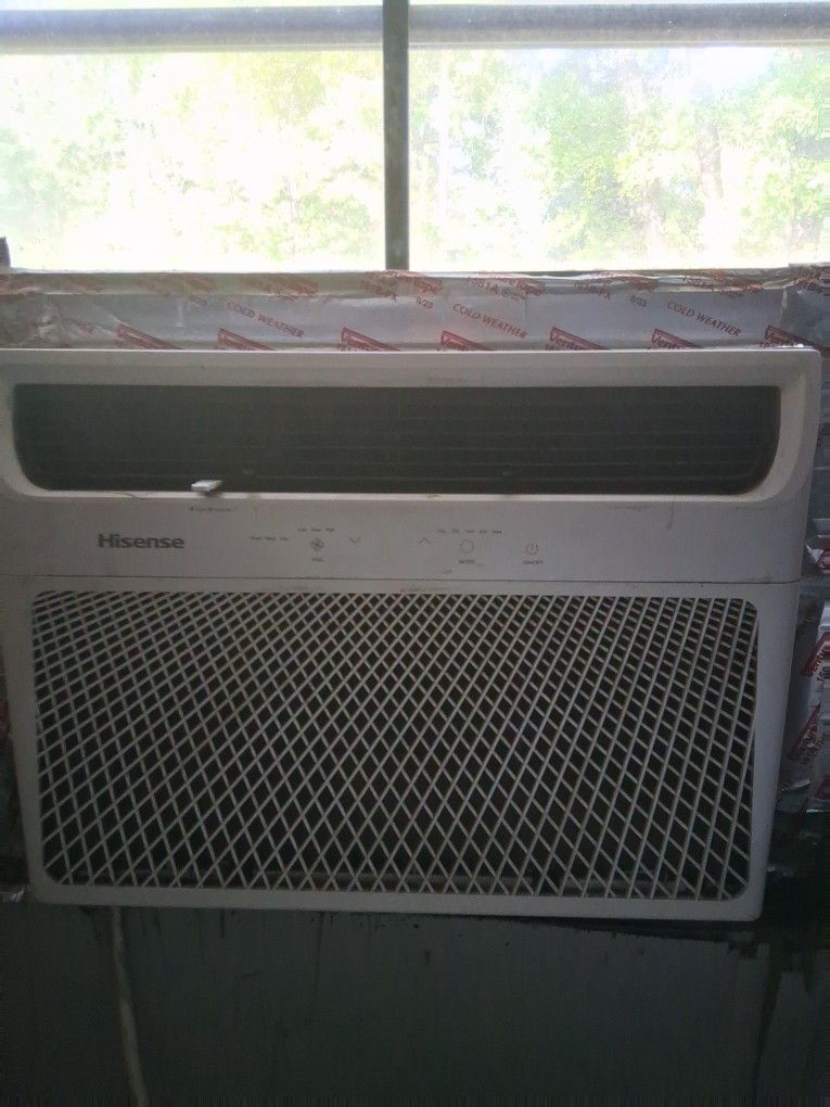 Hisense Air Conditioner/ Heater