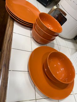 4 piece plate and bowls