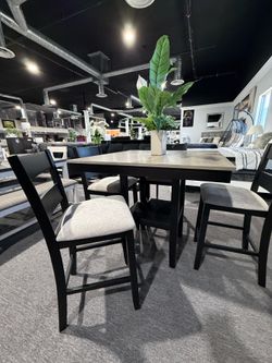 5 PC DINING TABLE
