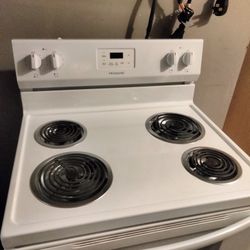 Stove Electric Nice Condition Everything 