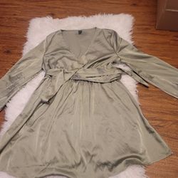 HUGE SALE 🔥 🔥 🔥 🔥 shein size medium cute olive green dress