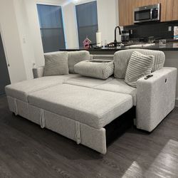 Couch/Sofa, Like New! 