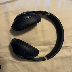 Beats Headphones w/ Case