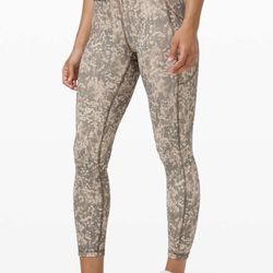 NWOT Lululemon Invigorate High Rise Tight *25”- Size 8