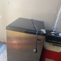 Mini Freezer  Whynter