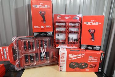 Milwaukee M18 impact tools kit