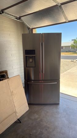 RF23HCEDBSR Samsung French Door Refrigerator stainless steel model number: RF23HCEDBSR