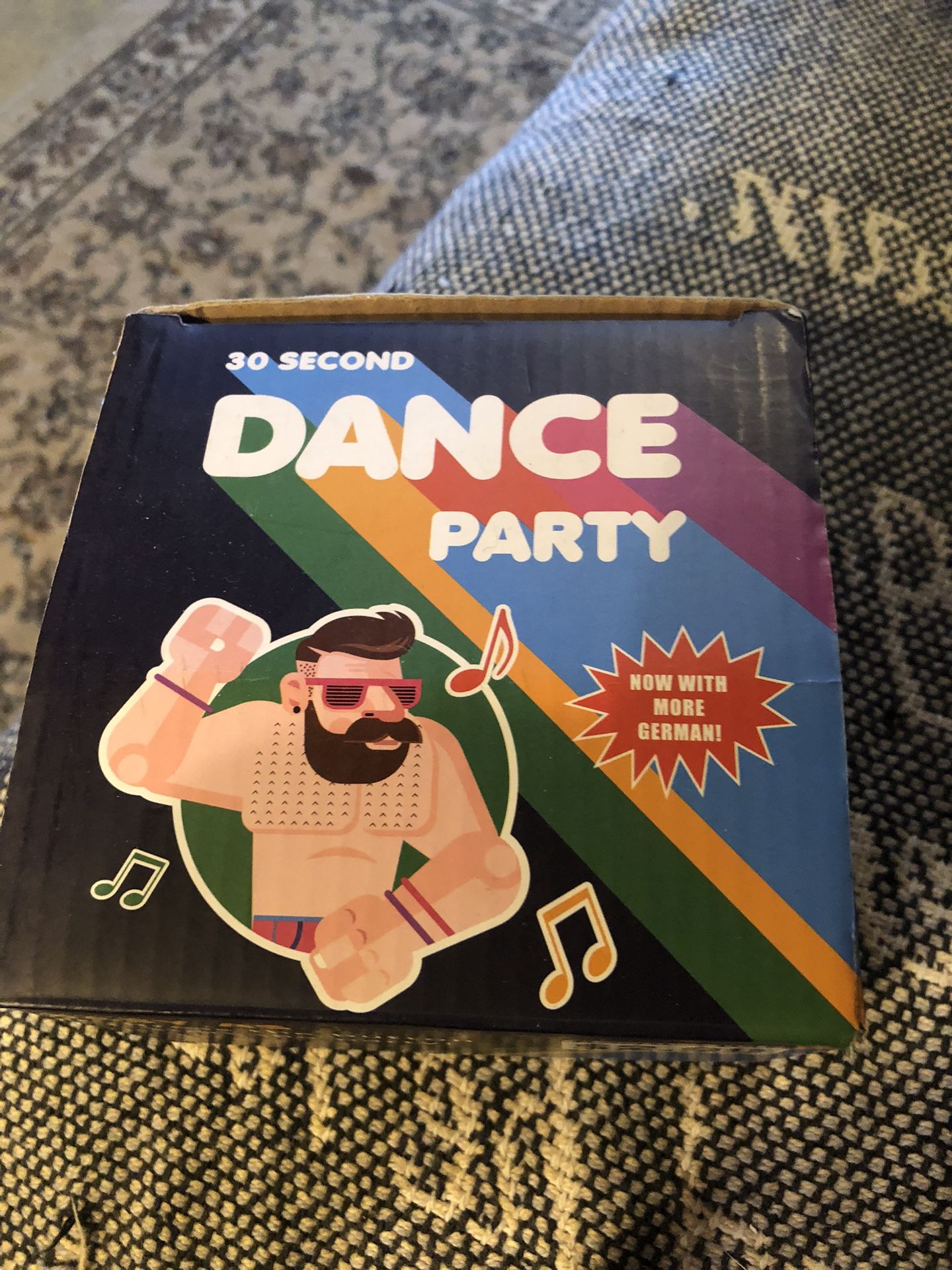 30 Second Party Dance. (game ) With batteries