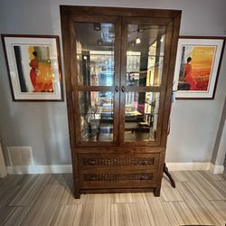 Curio cabinet 