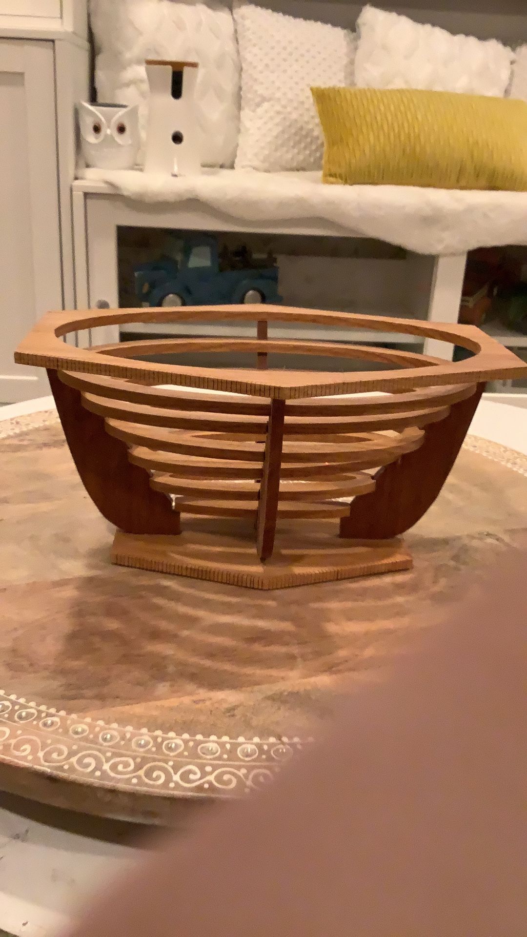 Beautiful Piece. Bowl  Made Of Red Oak And Mahogany 