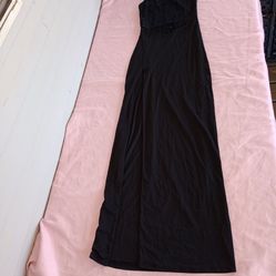 Fashion nova black dress size xsmall