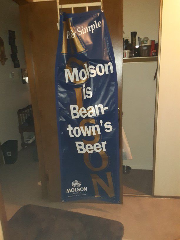 Molson Bean  Town S Beer 