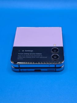 Samsung Galaxy Z Flip 4 128GB Unlock