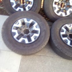 16 Inch Toyota 4Runner Or Truck Wheels Aluminum Factory With Center Toyota Logo $275