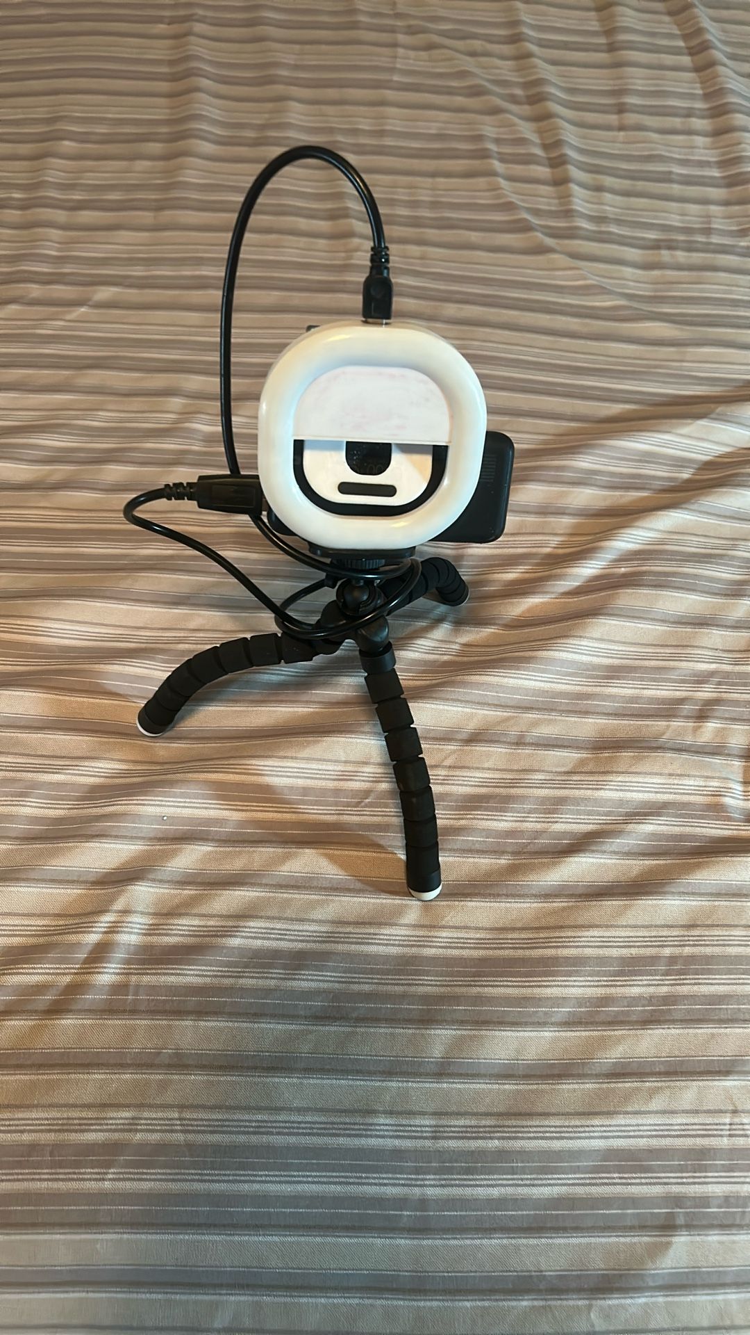 Mini O Light Tripod With 3000 Power Bank Anywhere Lighting Photography Equipment