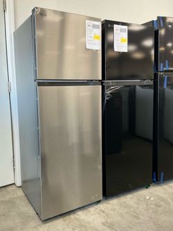 LG 8.6 cu. ft. Counter-Depth 22 inch Wide Top-Freezer Refrigerator ( Black/Silver )