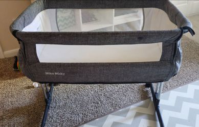 Mika Micky Bedside Sleeper / Portable Baby Crib - Grey