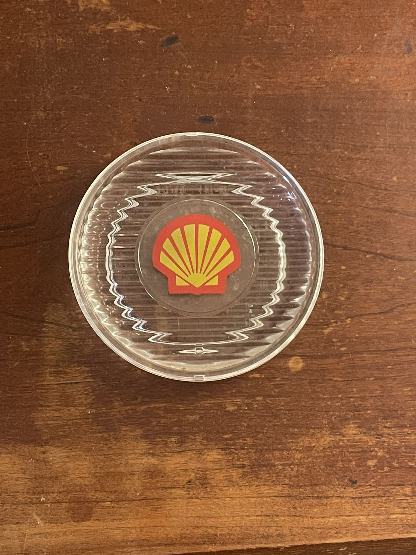 Vintage shell oil acrylic plate