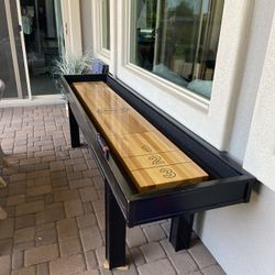 Shuffleboard Table & Accessories