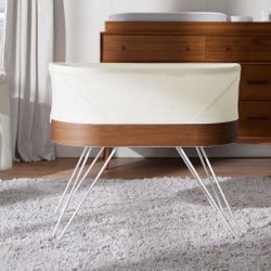 Snoo Bassinet Great Condition 
