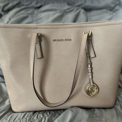 Michael Kors Tote