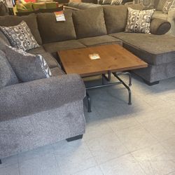 Sectional with cocktail ottoman 1649 brand new