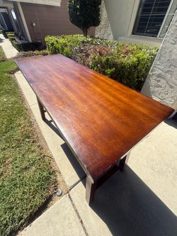 Free entryway table￼