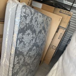 Euro Top Queen Mattress by Spring Air