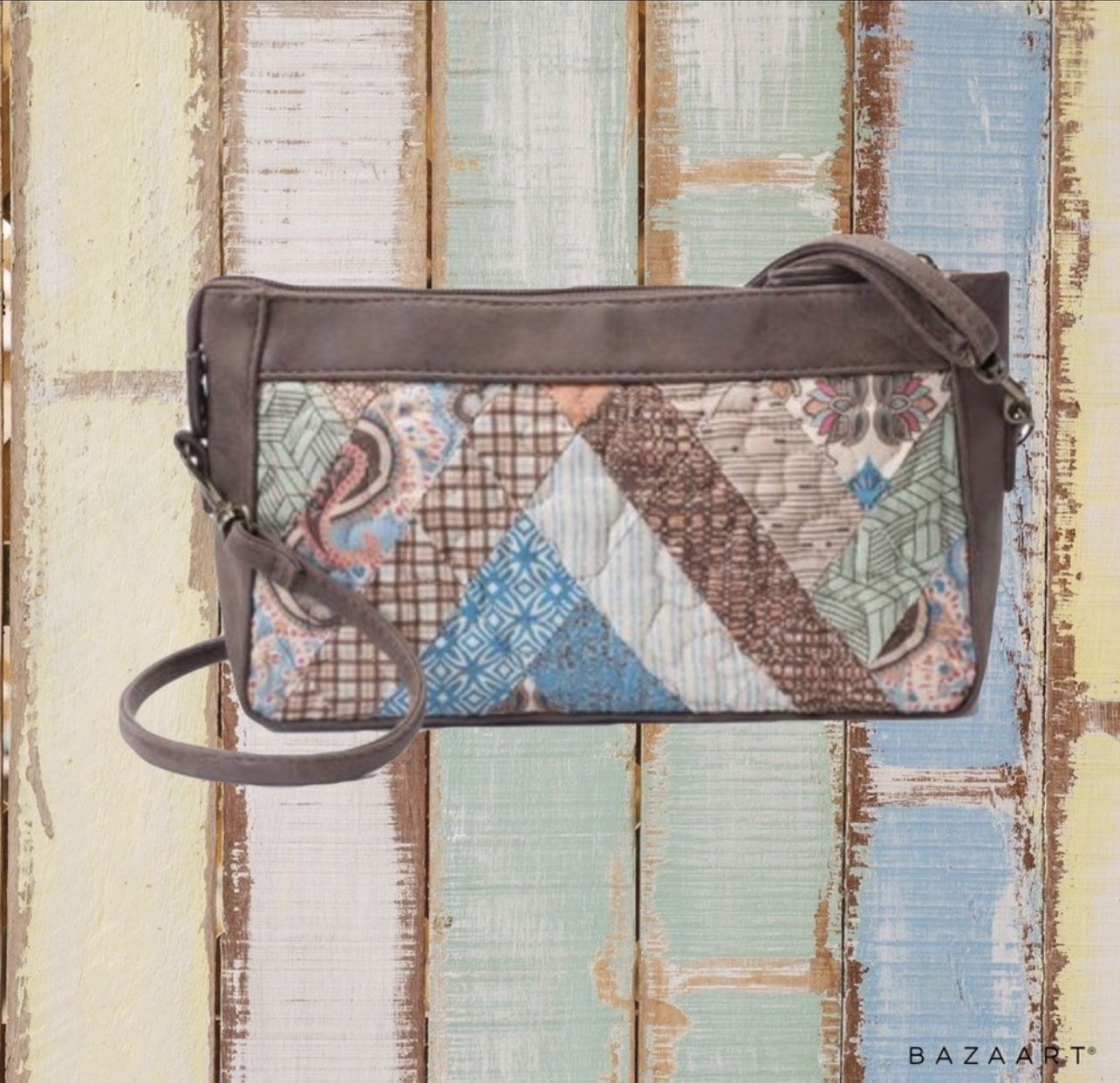 NIP Donna Sharpe Convertible Crossbody Patchwork Wristlet Sienna Olivia