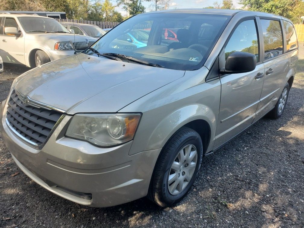 2008 Chrysler Town & Country