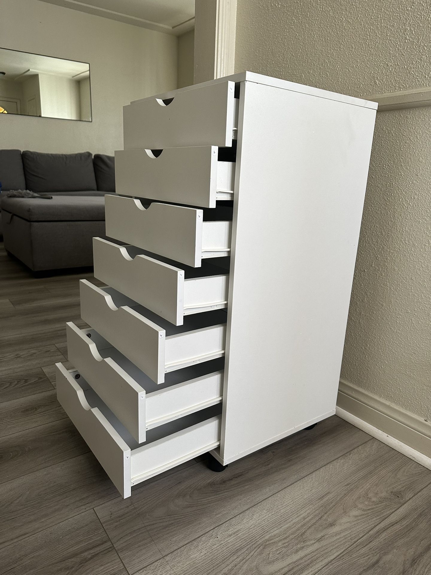 File cabinet