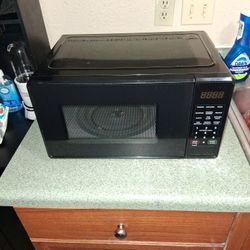 Microwave Working And In Great Condition 