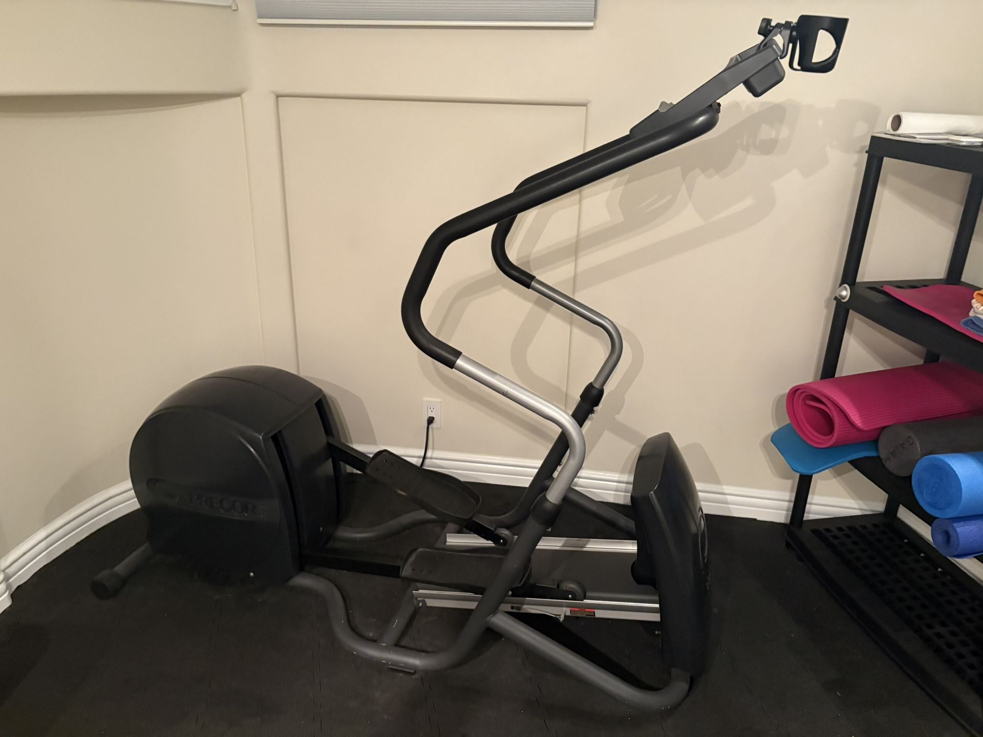 Precor Elliptical EFX5.21si