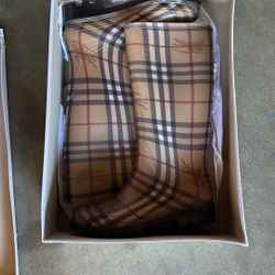 Burberry Rain boots 37